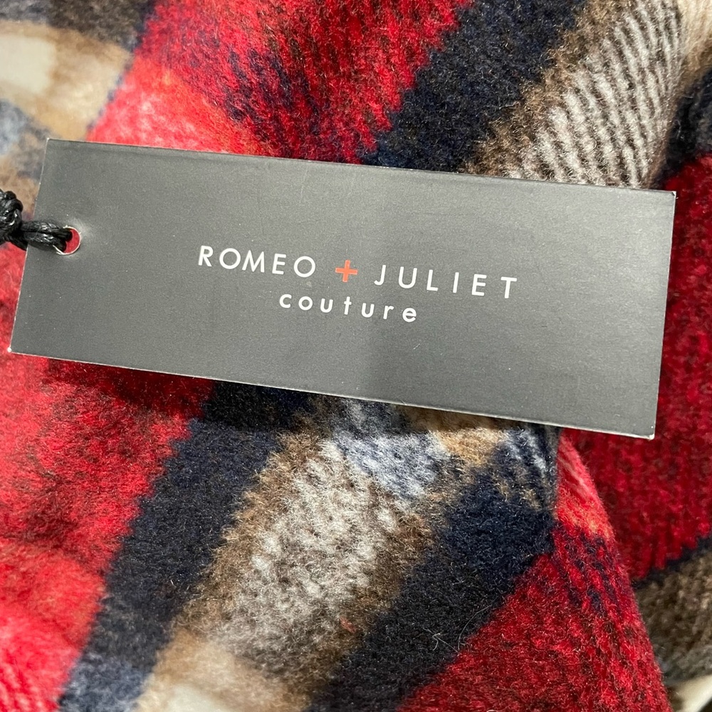 NWT Romeo + Juliet Couture Plaid Red Tan Oversized Scarf/Shawl OSA